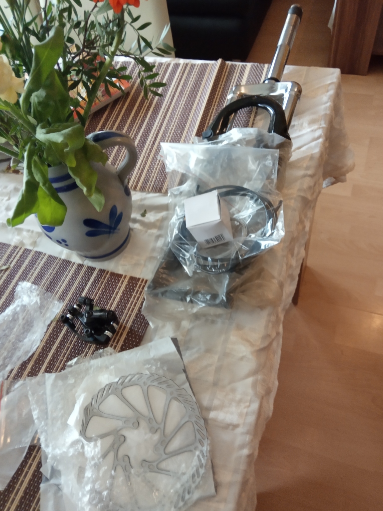 Update: Federgabel und Scheibenbremse Update: Federgabel und Scheibenbremse